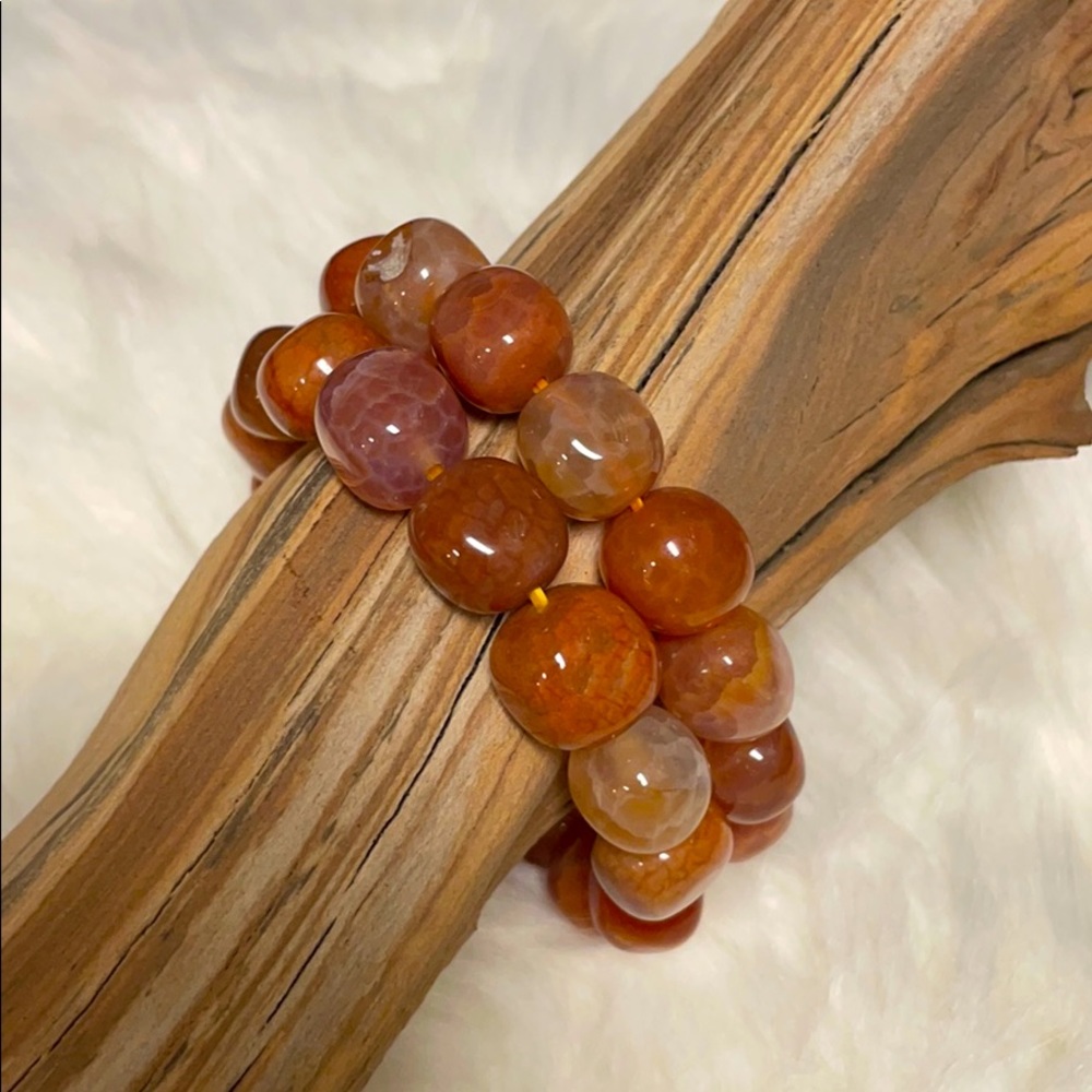 Carved agate bracelet